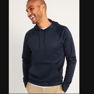 NWOT Old Navy Soft-Brushed Go-Dry Performance Pullover Hoodie